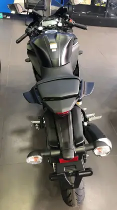 YAMAHA YZF R15 YAMAHA YZF R15