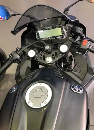 YAMAHA-YZF R15 YAMAHA-YZF R15-2026