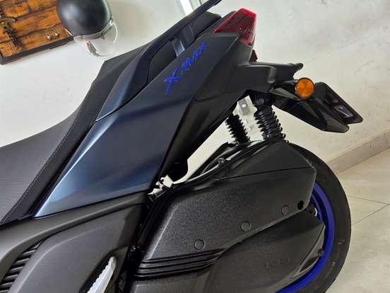 YAMAHA-XMAX 250 CONNECTED ABS YAMAHA-XMAX 250 CONNECTED ABS-2025