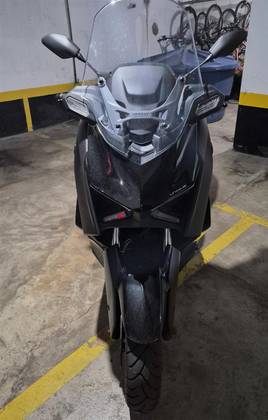YAMAHA XMAX 300 CONNECTED ABS 
