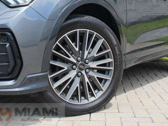 AUDI-Q3-2.0 40 TFSI GASOLINA PERFORMANCE BLACK QUATTRO TIPTRONIC AUDI-Q3-2022