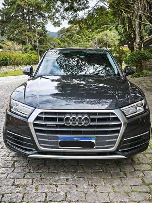 AUDI-Q5-2018
