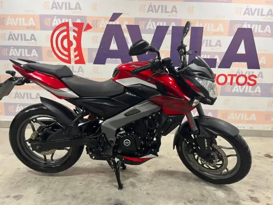 BAJAJ DOMINAR 200 BAJAJ DOMINAR 200