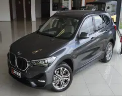 BMW X1 2.0 16V TURBO ACTIVEFLEX SDRIVE20I 4P AUTOMÁTICO BMW X1 2.0 16V TURBO ACTIVEFLEX SDRIVE20I 4P AUTOMÁTICO