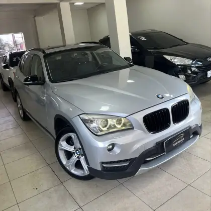 BMW X1 2.0 16V TURBO GASOLINA SDRIVE20I 4P AUTOMÁTICO BMW X1 2.0 16V TURBO GASOLINA SDRIVE20I 4P AUTOMÁTICO