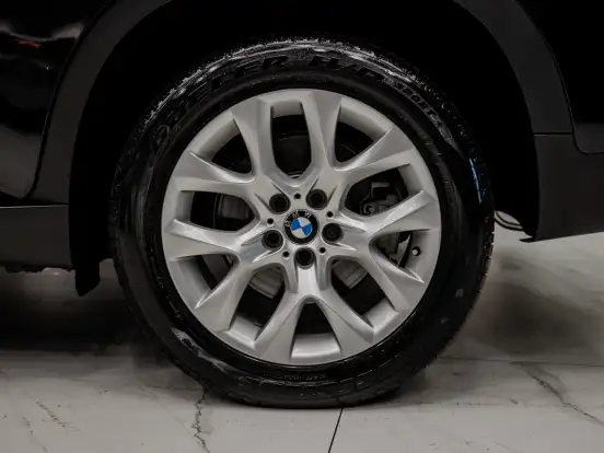 BMW-X5-4.8 4X4 50I SECURITY V8 32V GASOLINA 4P AUTOMÁTICO BMW-X5-2011