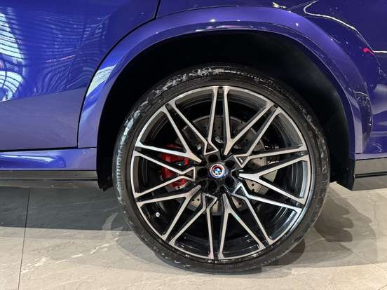 BMW-X6-2022