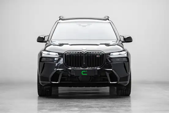 BMW-X7-2024