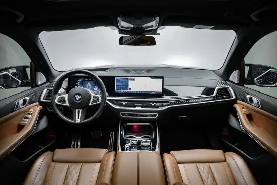 BMW-X7-2024