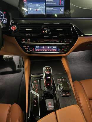 BMW-M5-4.4 V8 TWIN POWER M XDRIVE STEPTRONIC BMW-M5-2019