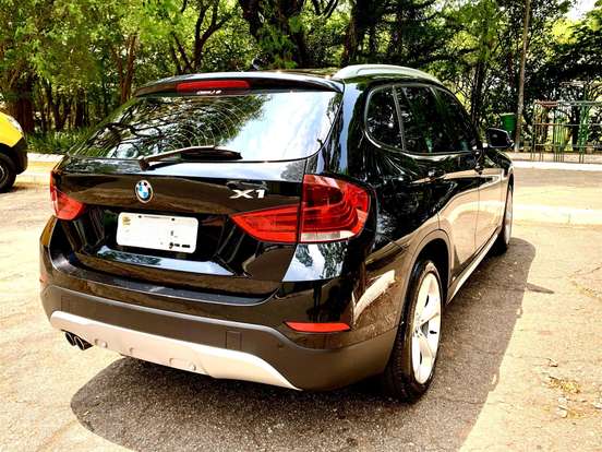 BMW-X1-2.0 16V TURBO GASOLINA SDRIVE20I 4P AUTOMÁTICO BMW-X1-2014