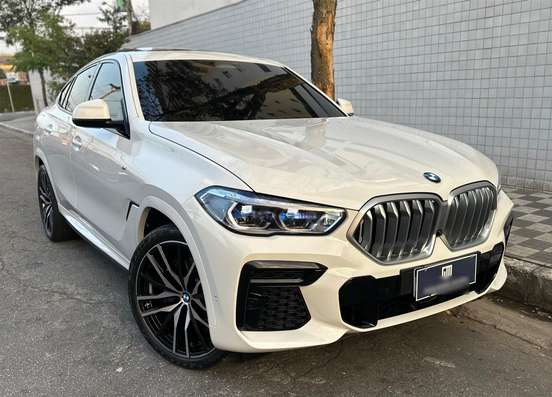 BMW-X6-2022
