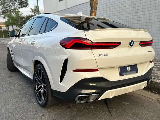 BMW-X6-3.0 TWINPOWER GASOLINA XDRIVE40I M SPORT AUTOMÁTICO BMW-X6-2022