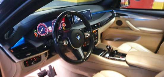 BMW-X6-4.4 50I 4X4 COUPÉ 8 CILINDROS 32V BI-TURBO GASOLINA 4P AUTOMÁTICO BMW-X6-2015