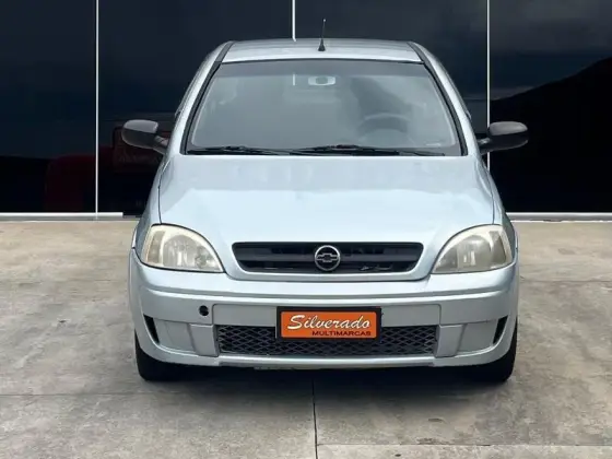 CHEVROLET CORSA 1.4 MPFI MAXX SEDAN 8V FLEX 4P MANUAL