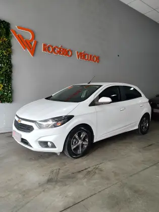 CHEVROLET ONIX 1.4 MPFI LTZ 8V FLEX 4P AUTOMÁTICO