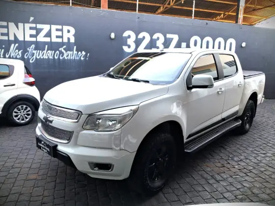 CHEVROLET S10 2.8 LT 4X4 CD 16V TURBO DIESEL 4P AUTOMÁTICO CHEVROLET S10 2.8 LT 4X4 CD 16V TURBO DIESEL 4P AUTOMÁTICO