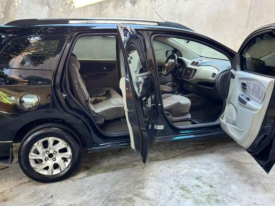 CHEVROLET-SPIN-1.8 LTZ 8V FLEX 4P MANUAL CHEVROLET-SPIN-2013