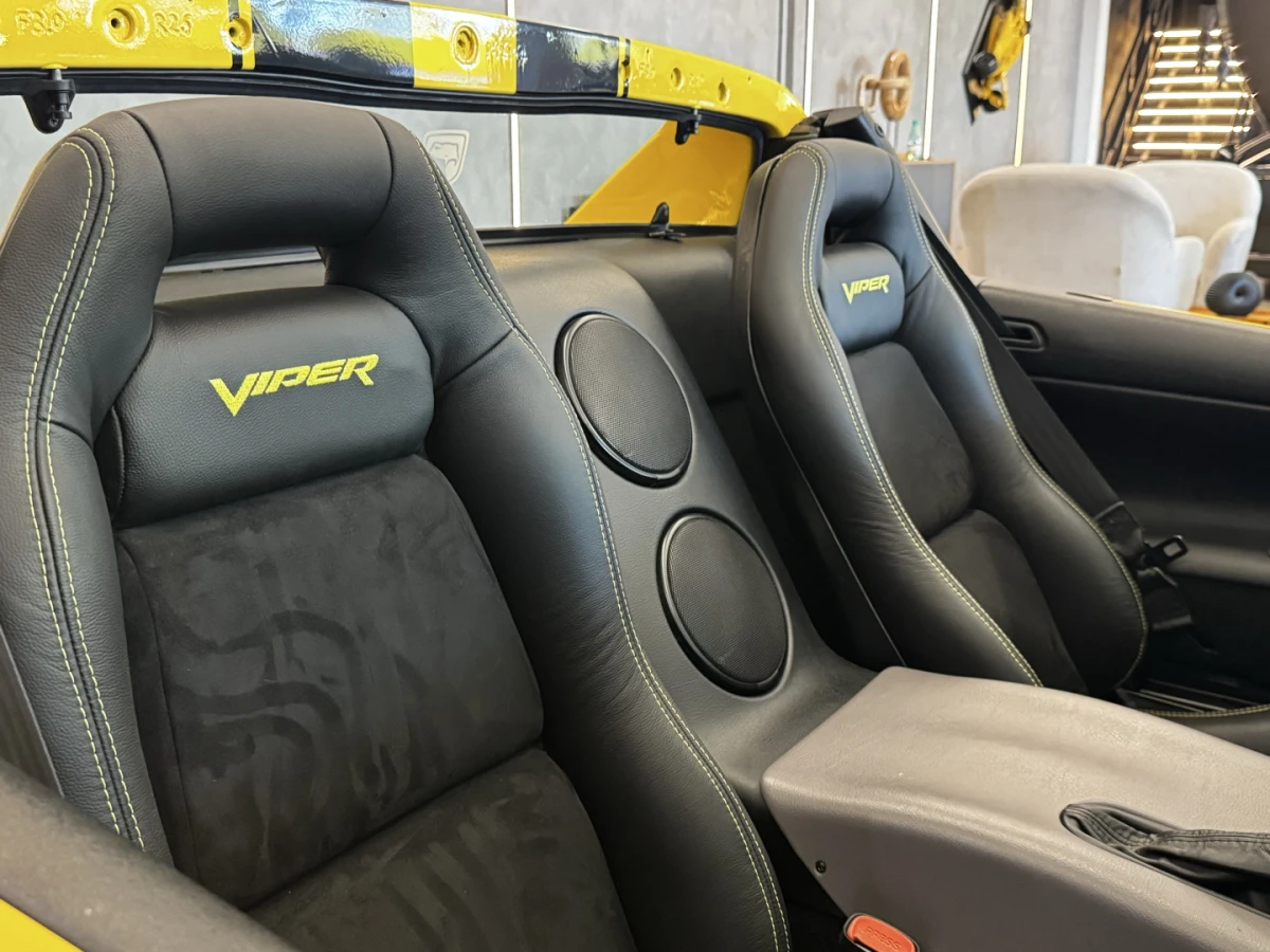 Dodge Viper — foto 13