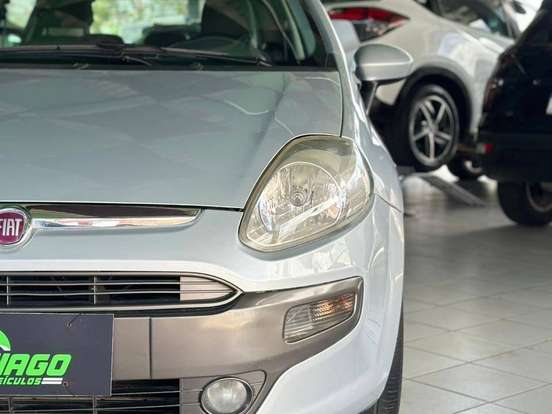 FIAT-PUNTO-1.6 ESSENCE 16V FLEX 4P MANUAL FIAT-PUNTO-2012