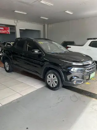 FIAT TORO 1.8 16V EVO FLEX FREEDOM AT6 FIAT TORO 1.8 16V EVO FLEX FREEDOM AT6
