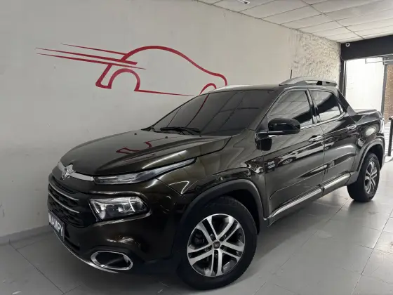 FIAT TORO 2.0 16V TURBO DIESEL VOLCANO 4WD AT9