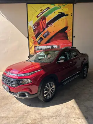 FIAT TORO 2.0 16V TURBO DIESEL VOLCANO 4WD AT9 FIAT TORO 2.0 16V TURBO DIESEL VOLCANO 4WD AT9