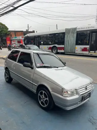 FIAT UNO 1.0 MPI MILLE FIRE ECONOMY 8V FLEX 2P MANUAL FIAT UNO 1.0 MPI MILLE FIRE ECONOMY 8V FLEX 2P MANUAL