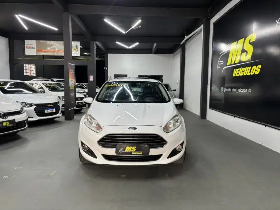 FORD FIESTA 1.6 TITANIUM SEDAN 16V FLEX 4P POWERSHIFT
