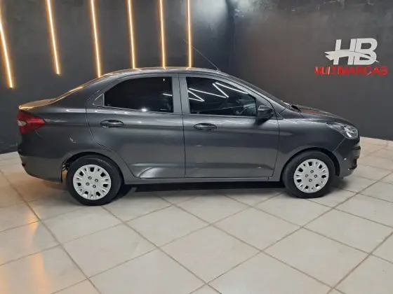 FORD KA 1.5 TI-VCT FLEX SE PLUS SEDAN AUTOMÁTICO FORD KA 1.5 TI-VCT FLEX SE PLUS SEDAN AUTOMÁTICO