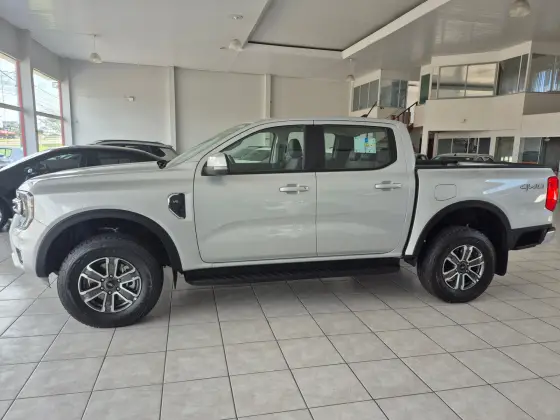 FORD RANGER 3.0 V6 TURBO DIESEL CD XLT 4X4 AUTOMÁTICO