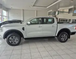 FORD RANGER 3.0 V6 TURBO DIESEL CD XLT 4X4 AUTOMÁTICO FORD RANGER 3.0 V6 TURBO DIESEL CD XLT 4X4 AUTOMÁTICO