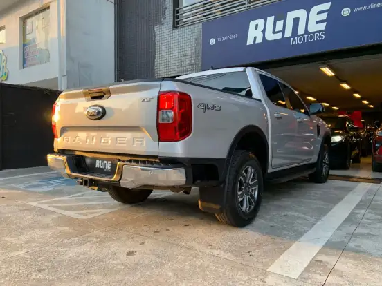 FORD-RANGER-3.0 V6 TURBO DIESEL CD XLT 4X4 AUTOMÁTICO FORD-RANGER-2023