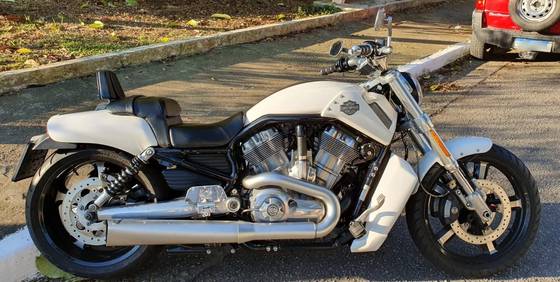 HARLEY-DAVIDSON V-ROD MUSCLE 