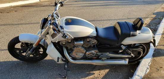 HARLEY-DAVIDSON-V-ROD MUSCLE-2014