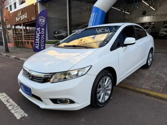 HONDA CIVIC 1.8 LXS 16V FLEX 4P AUTOMÁTICO