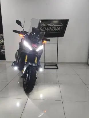 HONDA-X-ADV-2022