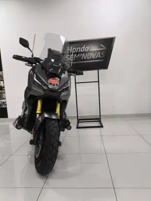 HONDA-X-ADV-2022