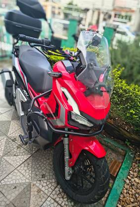 HONDA ADV 