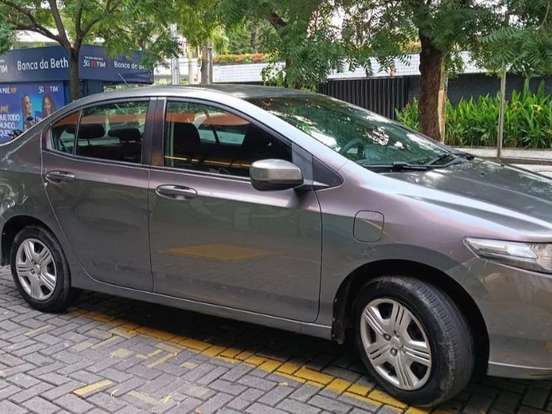 HONDA-CITY-1.5 DX 16V FLEX 4P MANUAL HONDA-CITY-2013