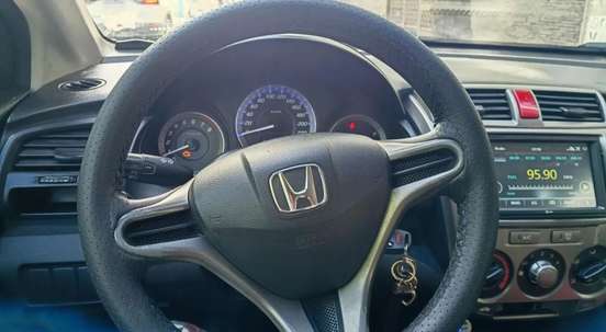 HONDA-CITY-2013