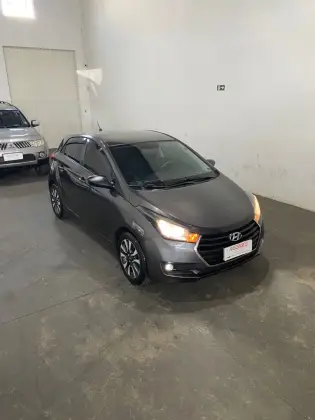 HYUNDAI HB20 1.0 COMFORT PLUS 12V FLEX 4P MANUAL HYUNDAI HB20 1.0 COMFORT PLUS 12V FLEX 4P MANUAL