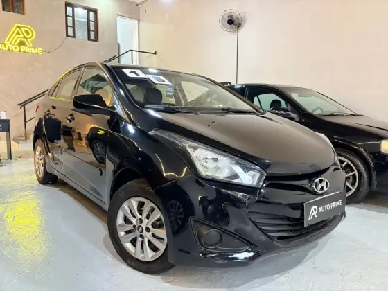 HYUNDAI HB20S 1.6 COMFORT PLUS 16V FLEX 4P AUTOMÁTICO