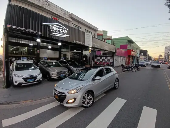 HYUNDAI I30 1.8 MPI 16V GASOLINA 4P AUTOMATICO HYUNDAI I30 1.8 MPI 16V GASOLINA 4P AUTOMATICO