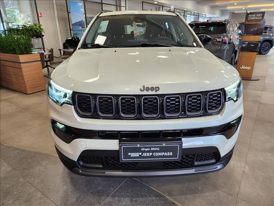 JEEP COMPASS 1.3 T270 TURBO FLEX LONGITUDE AT6