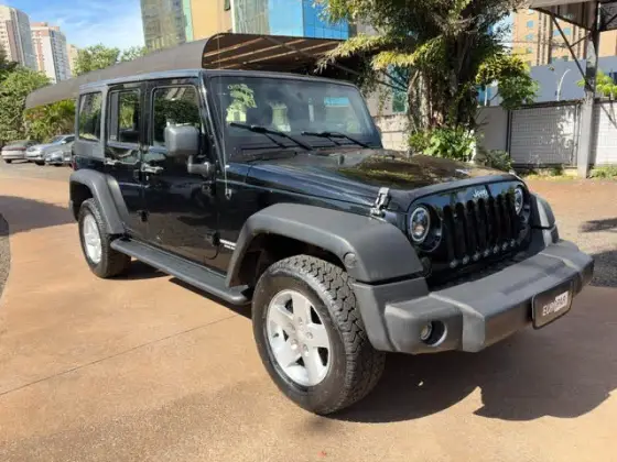 JEEP WRANGLER 3.8 UNLIMITED SPORT 4X4 V6 12V GASOLINA 4P AUTOMATICO JEEP WRANGLER 3.8 UNLIMITED SPORT 4X4 V6 12V GASOLINA 4P AUTOMATICO