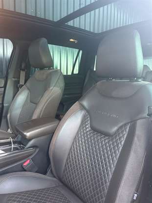 JEEP-COMMANDER-2022