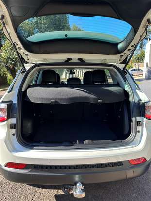 JEEP-COMPASS-2.0 16V FLEX LONGITUDE AUTOMÁTICO JEEP-COMPASS-2017