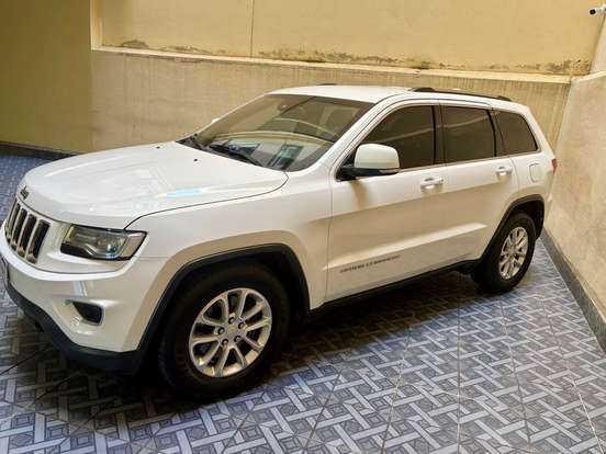 JEEP-GRAND CHEROKEE-3.6 LAREDO 4X4 V6 24V GASOLINA 4P AUTOMÁTICO JEEP-GRAND CHEROKEE-2014