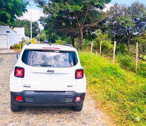 JEEP-RENEGADE-2016